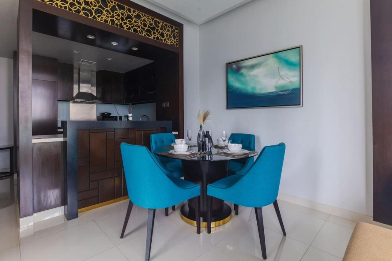 Apartment Luxury Downtown Pool And Private Patio *